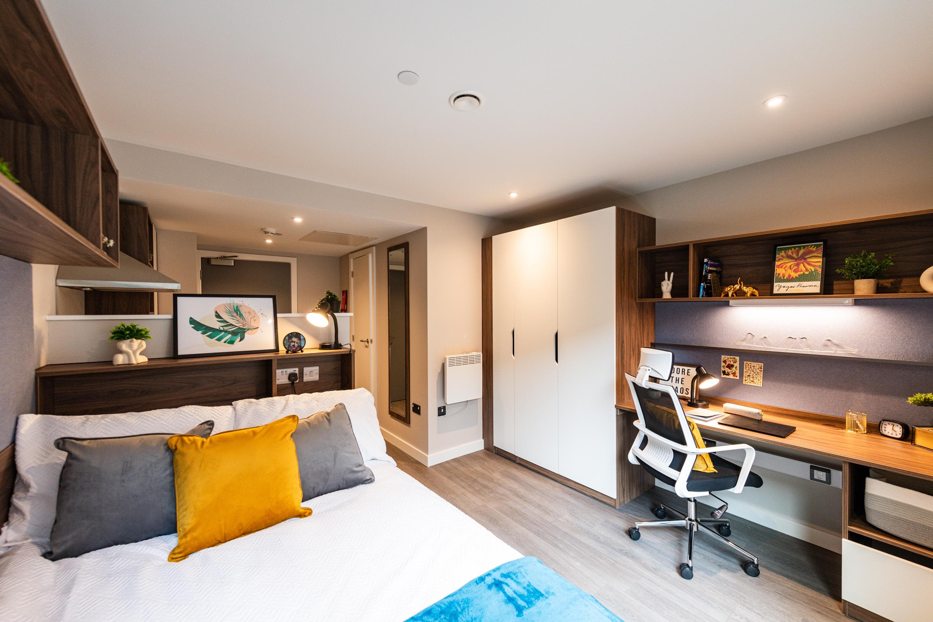 Nelson-Place-Studio-Silver-1