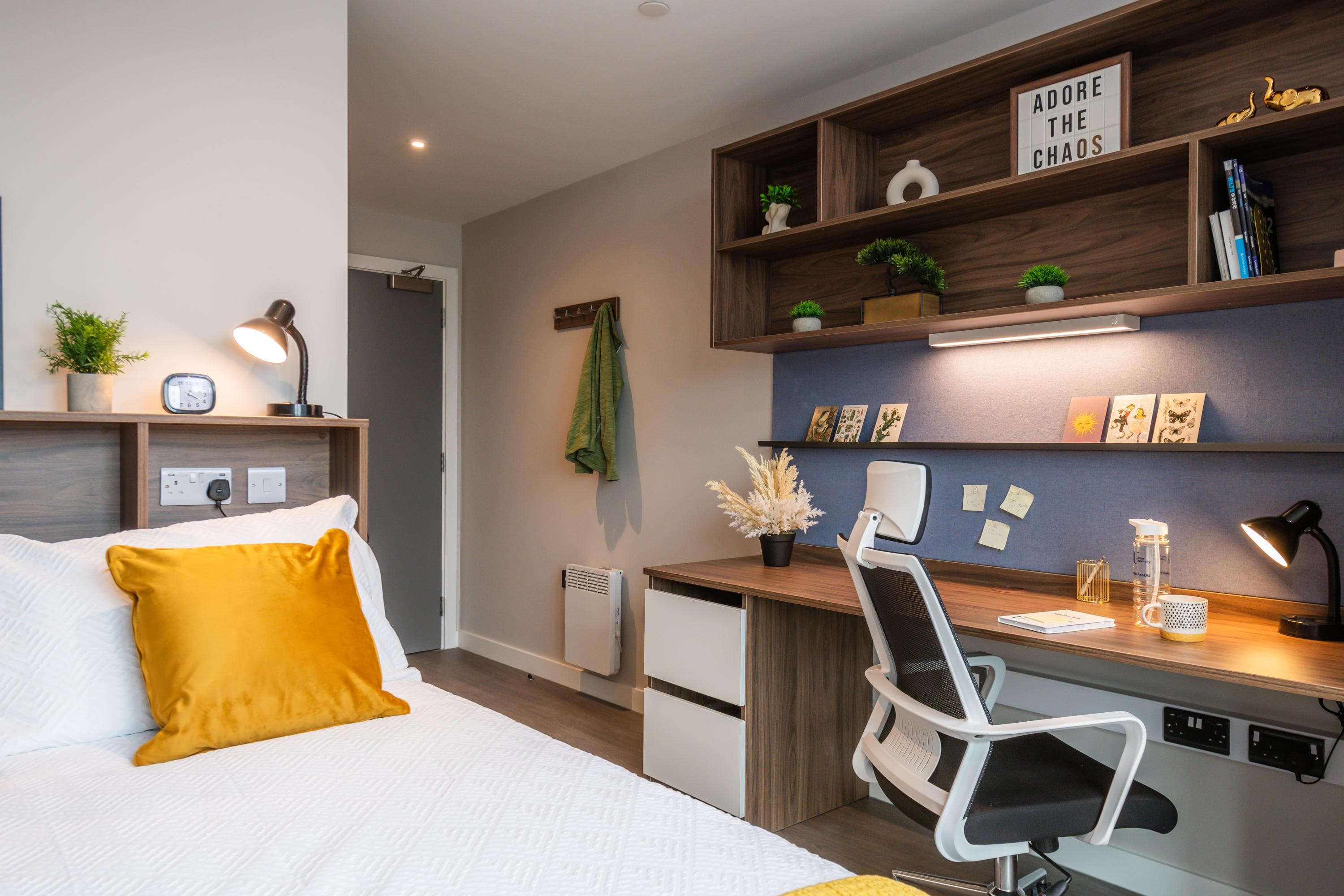 Nelson-Place-En-Suite-Gold-2