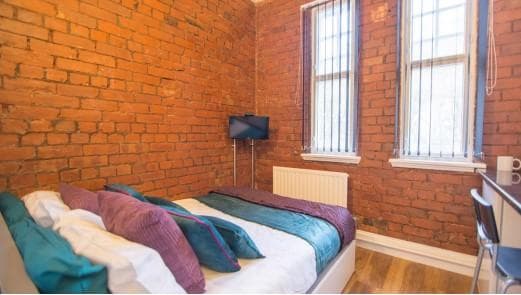 8744426.jpg