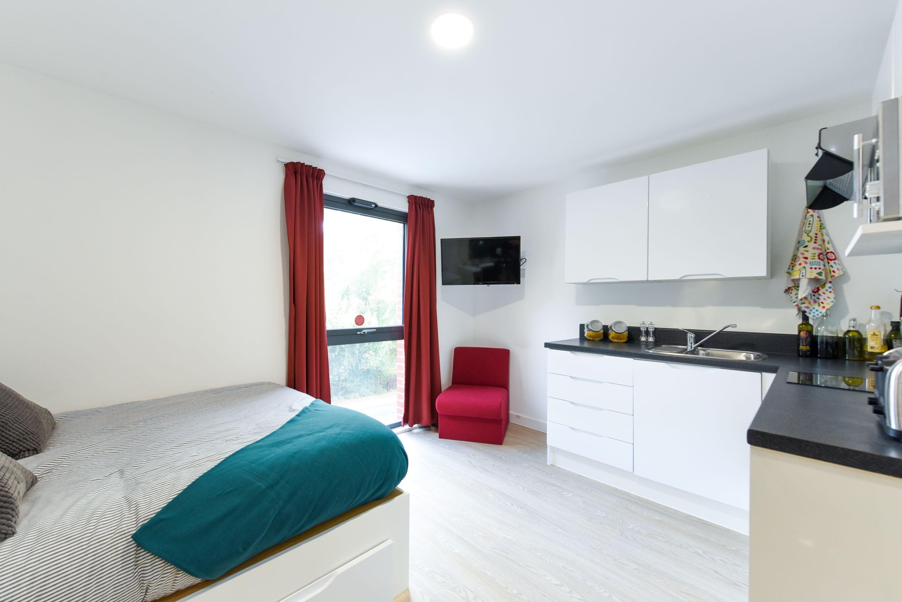 Vincent-Place-Studio-Kitchen-1