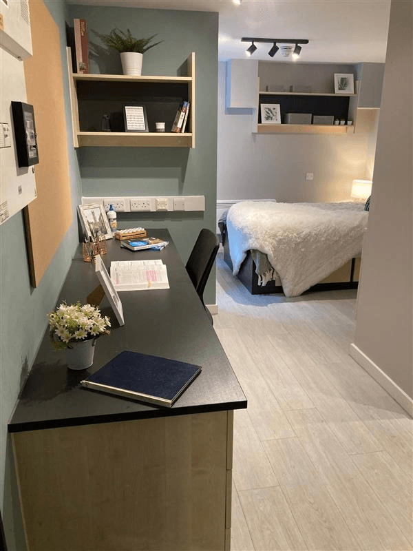 Portsburgh-Silver-Studio-2