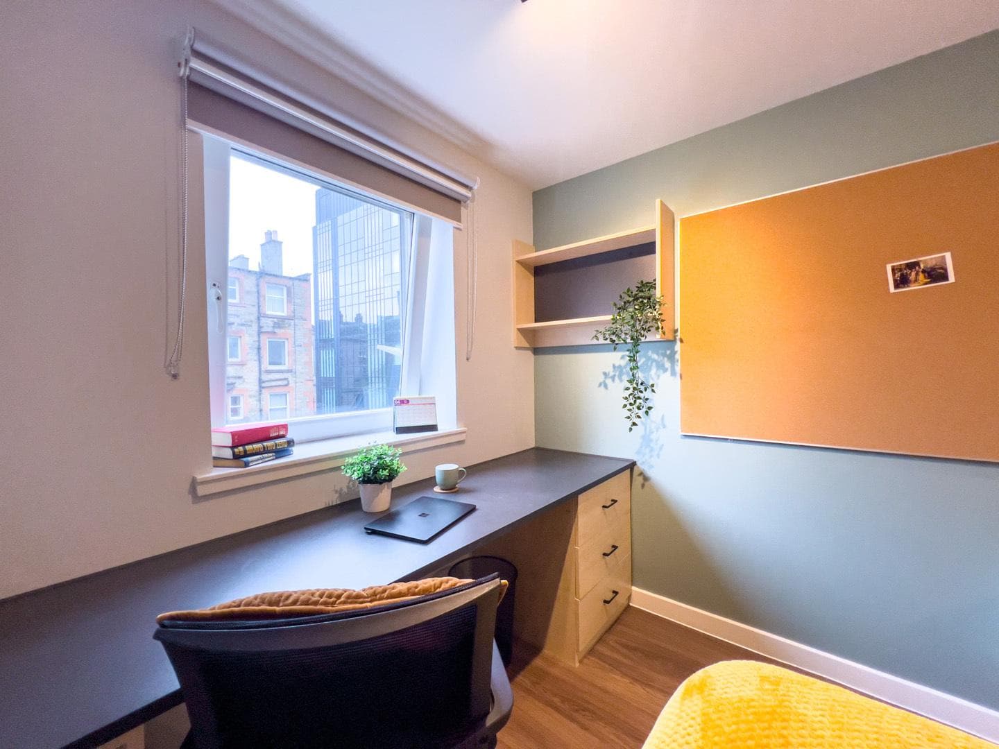 Portburgh-Court-Ensuite-Silver-Plus-3