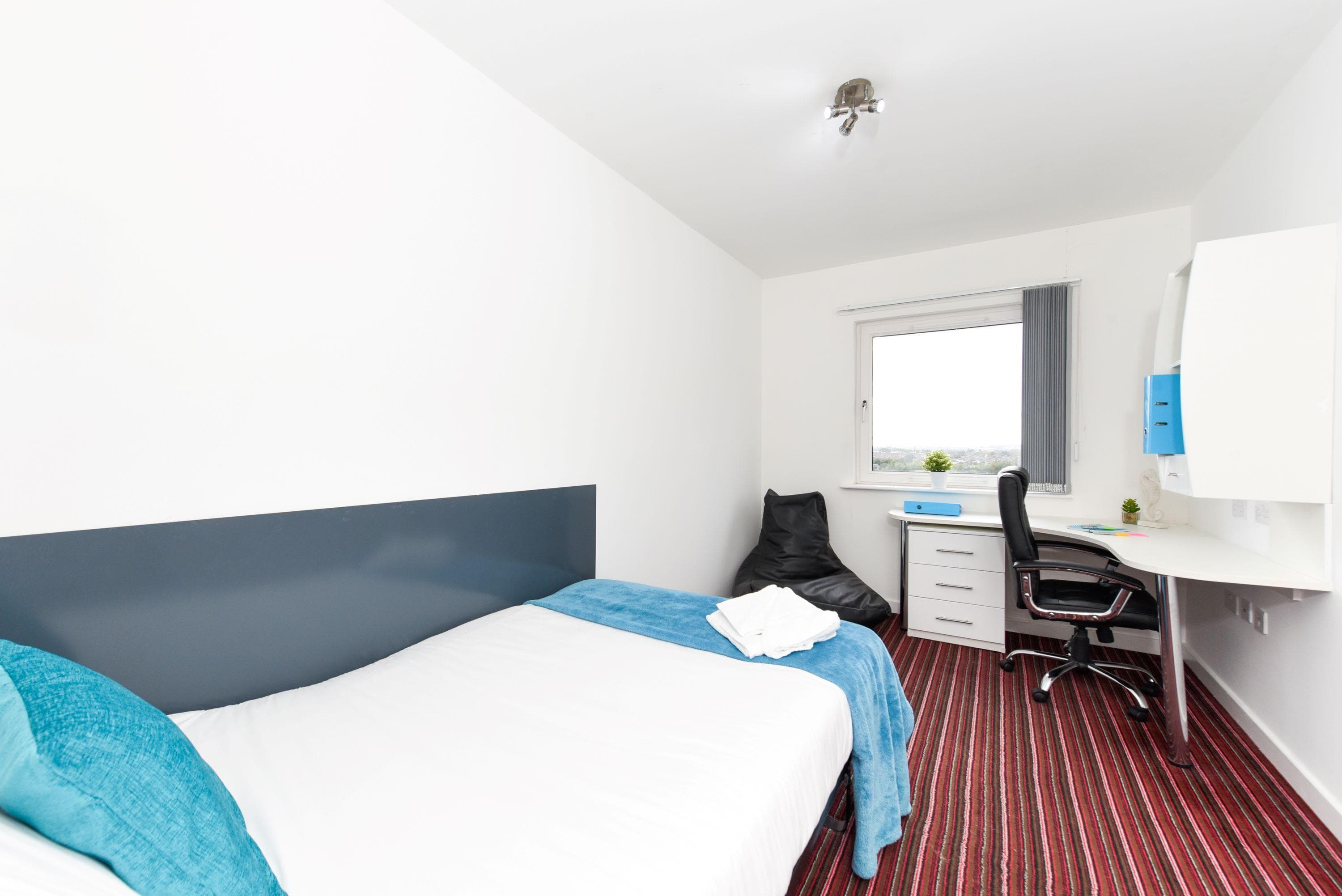 Brookland-Rd-En-Suite-1