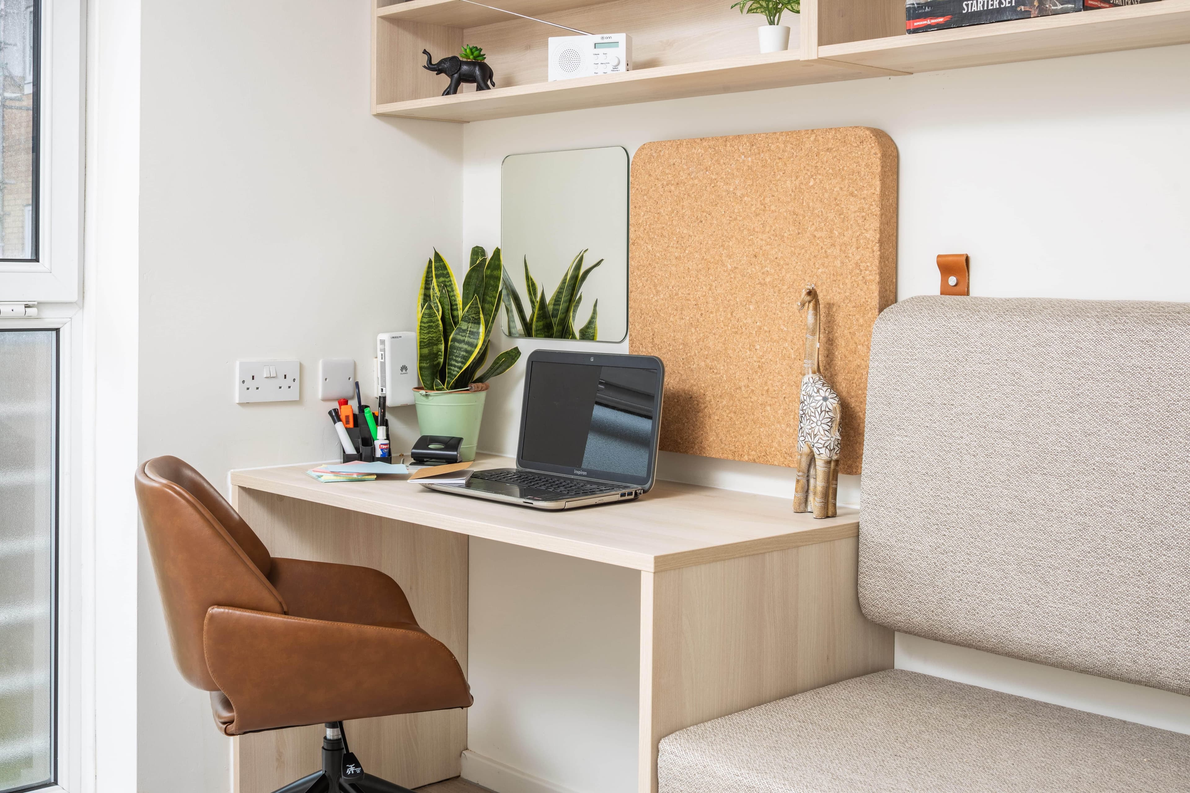 Railyard-Ensuite-silver-refurb-7