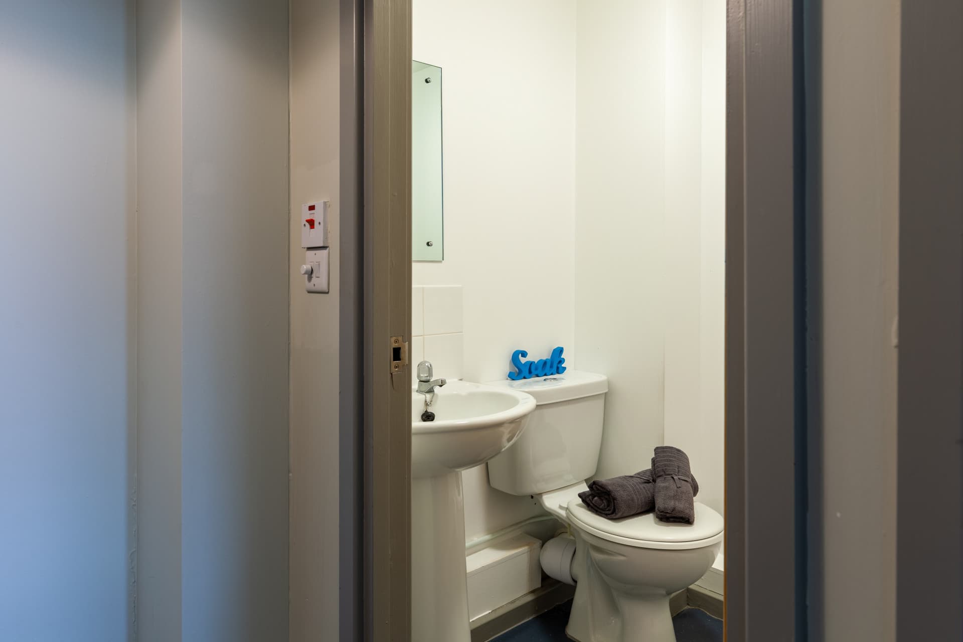 Image 7