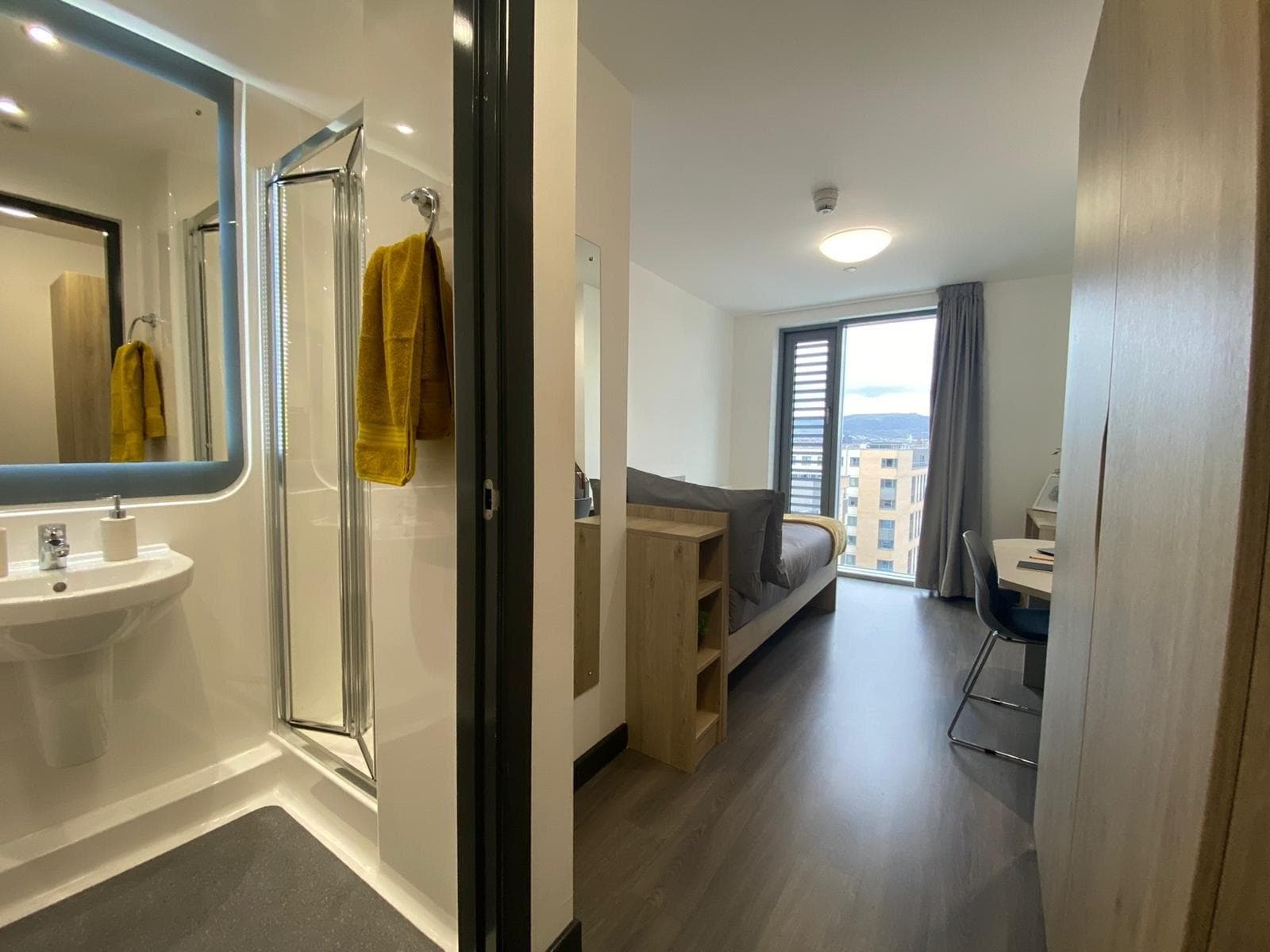 Silver-Ensuite-1_2020-11-17-154205