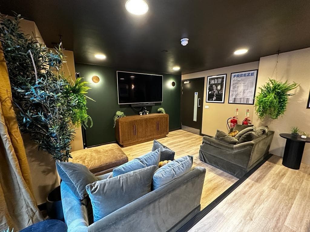 Cinema-2