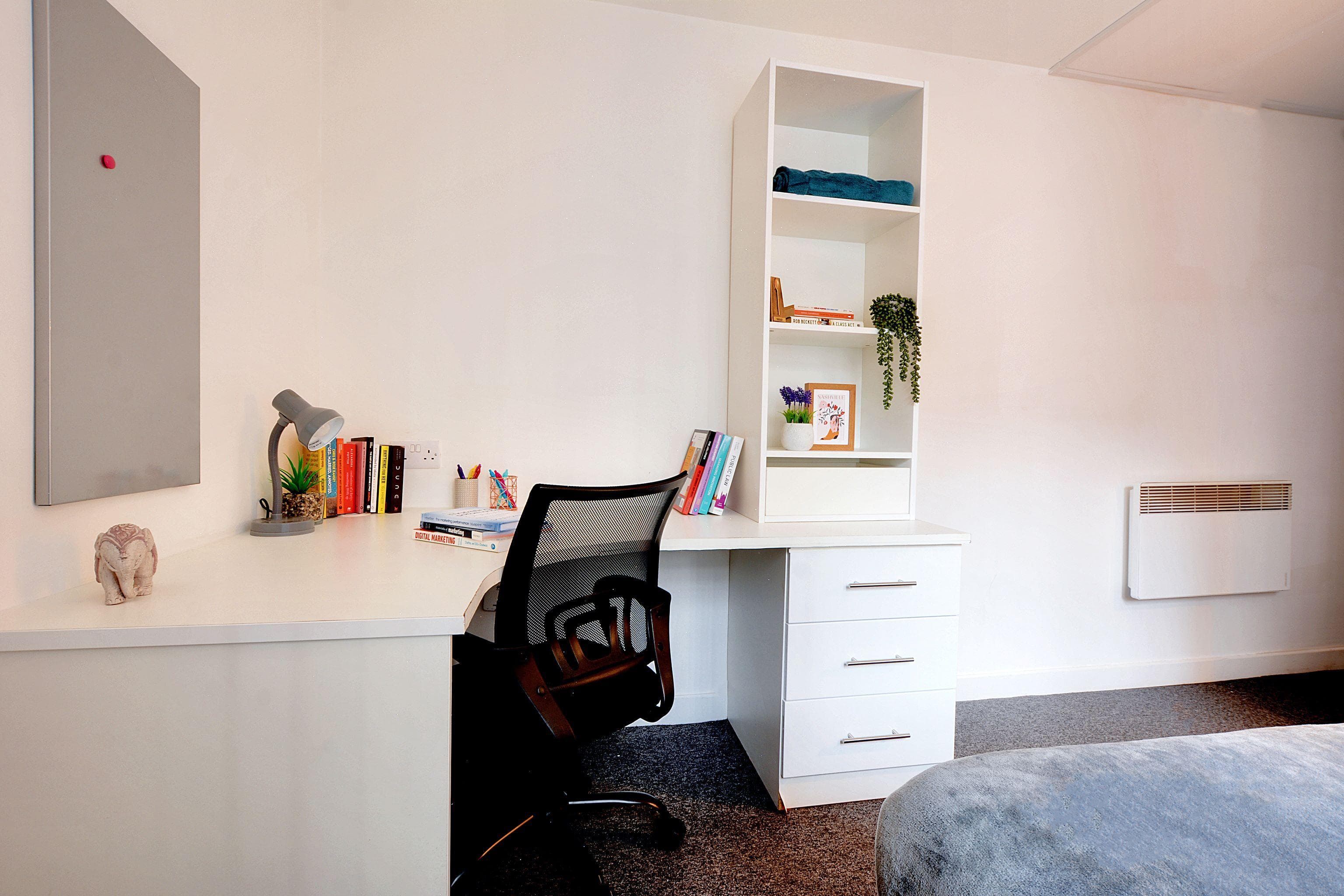Newarke-St-2-bed-basic-4
