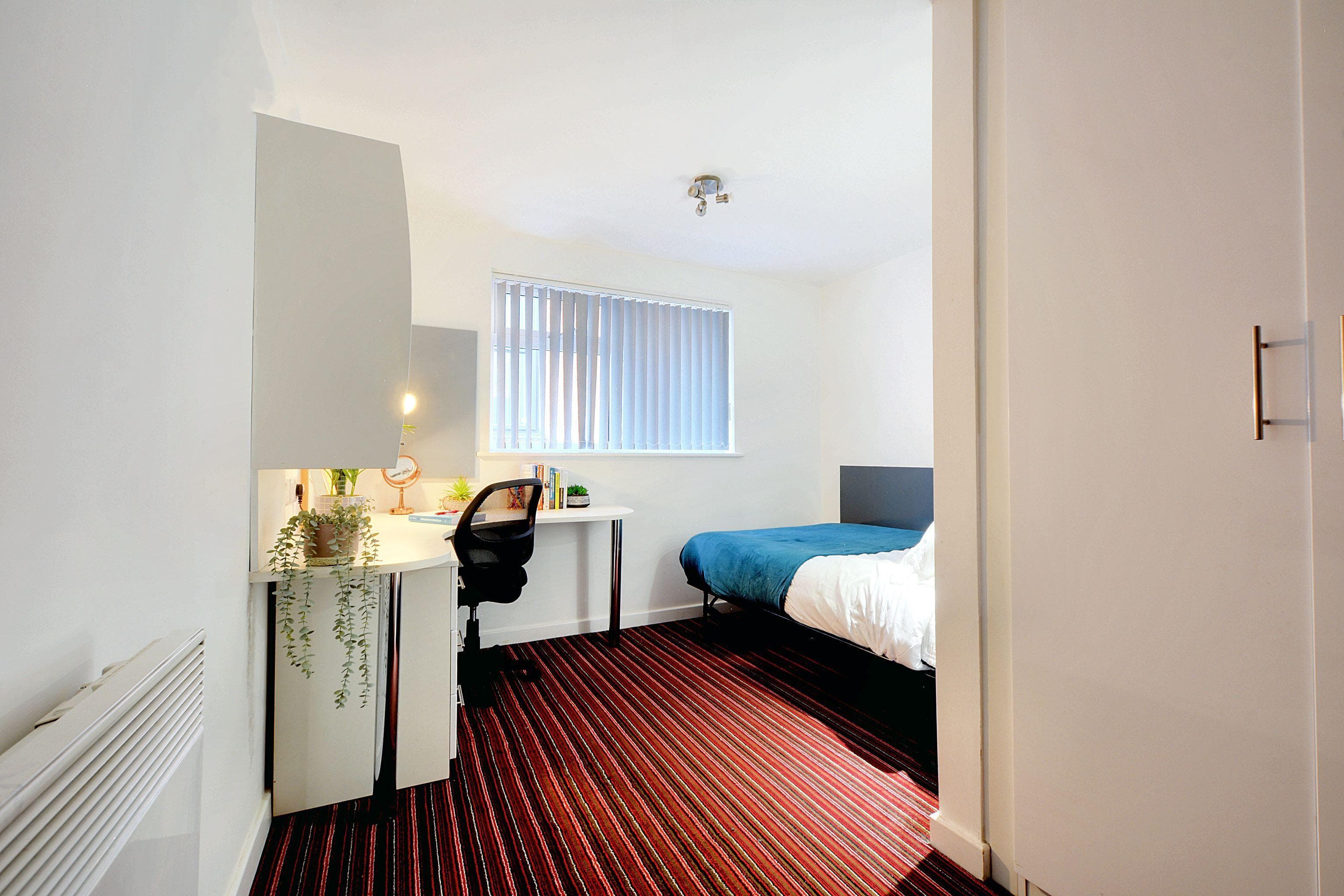 Newarke-St-2-bed-bronze-plus-2