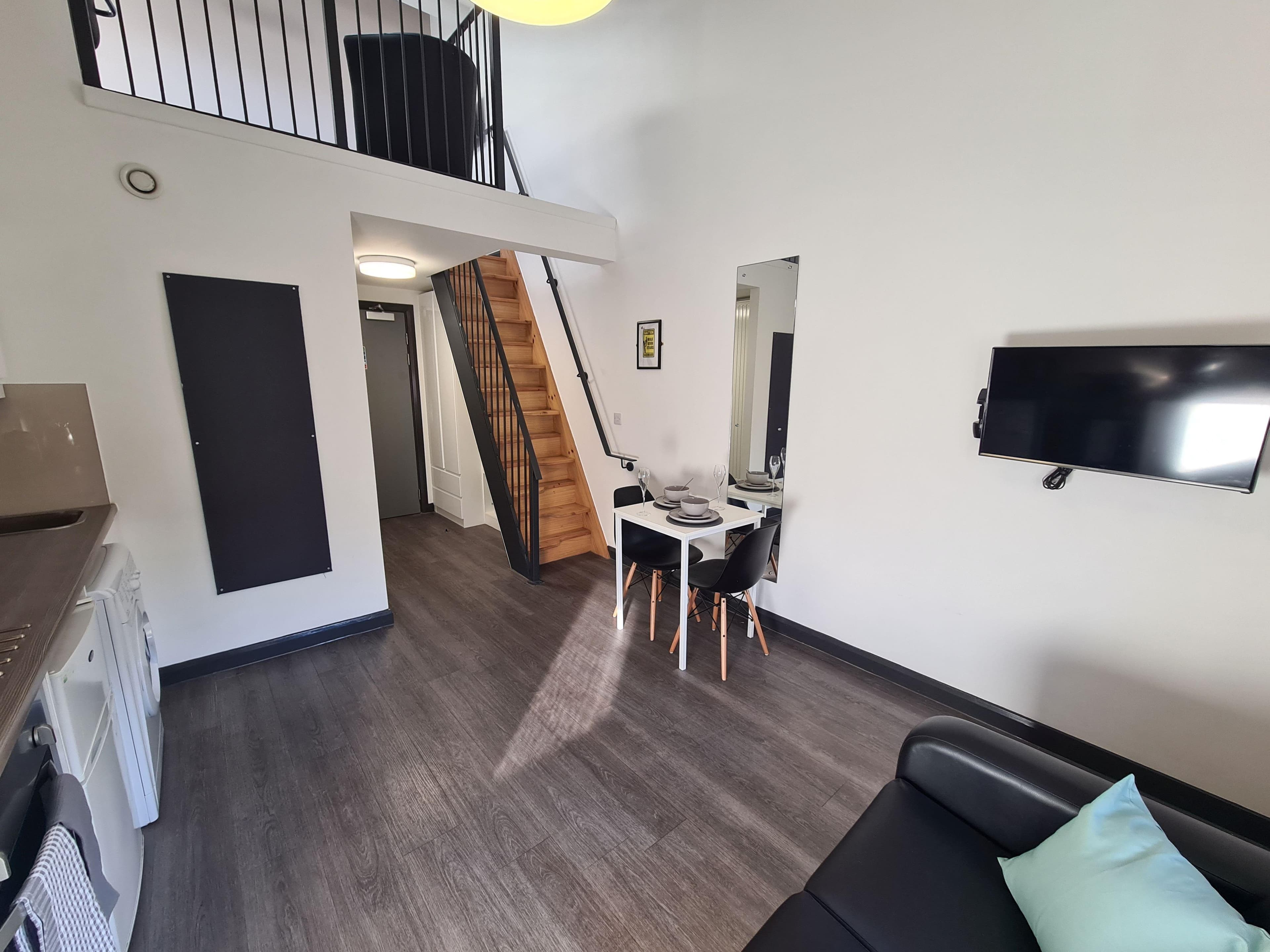 St-James-House-Gold-Studio-1