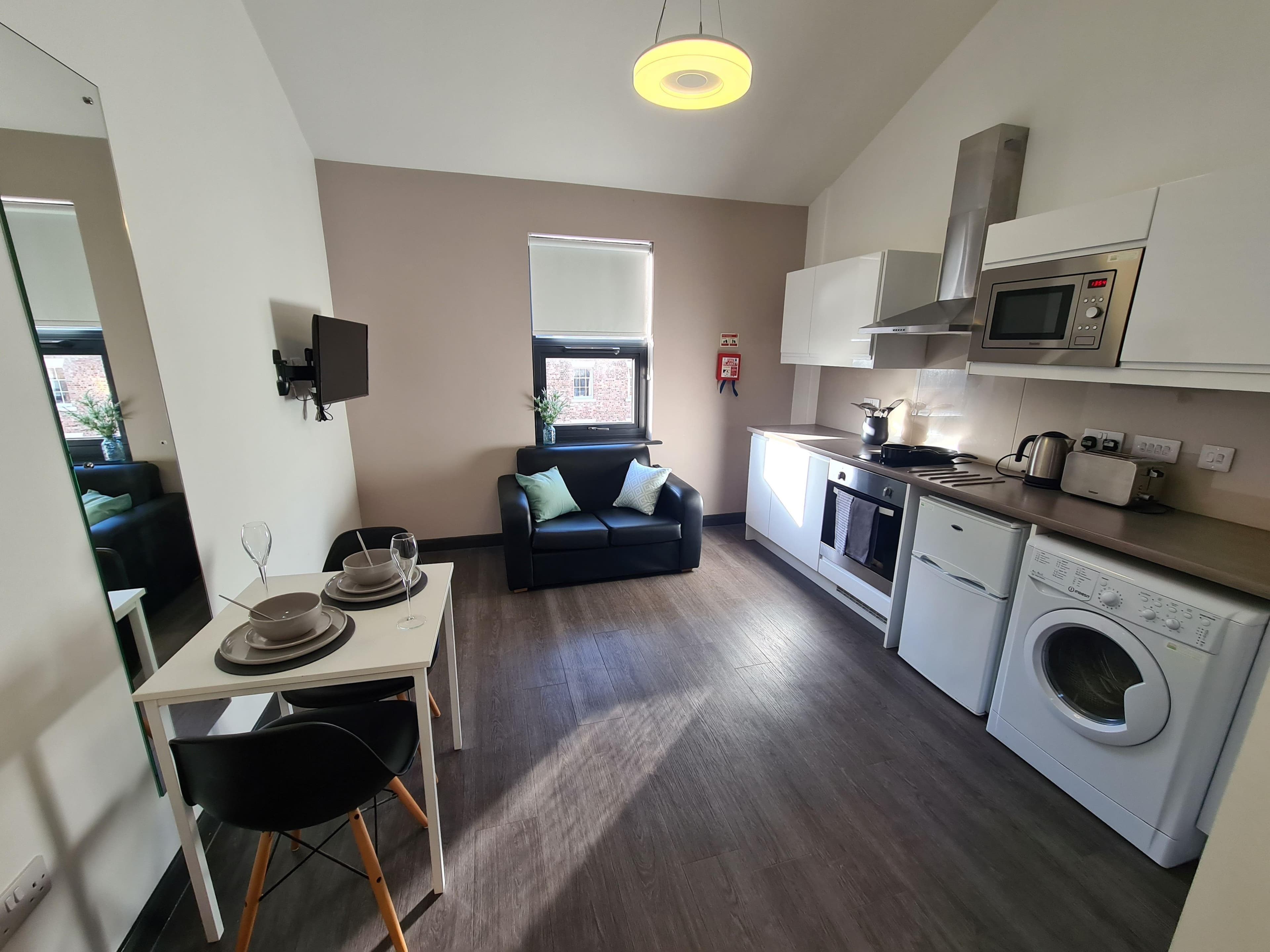St-James-House-Gold-Studio-4
