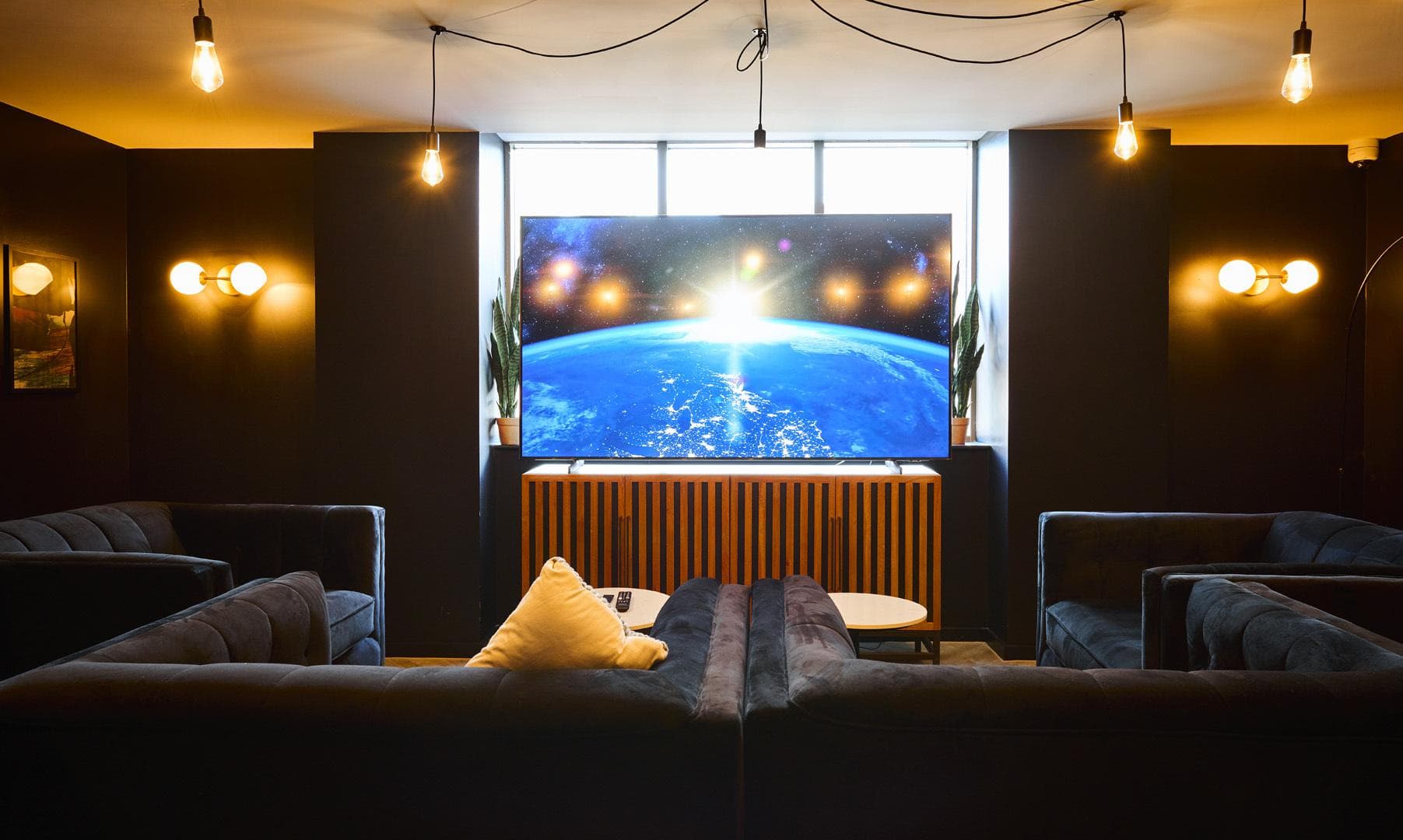 Frederick-House-Social-Space-9
