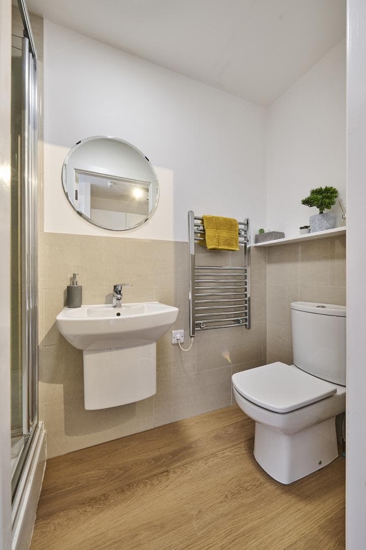 Upperton-Road-Studio-silver-3