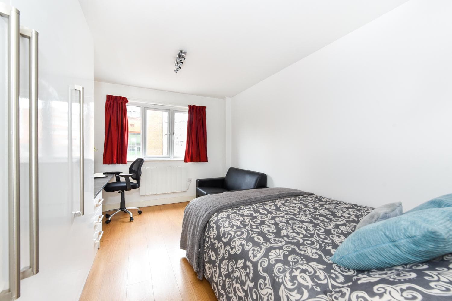 Eastern-Boulevard-studio-13-3