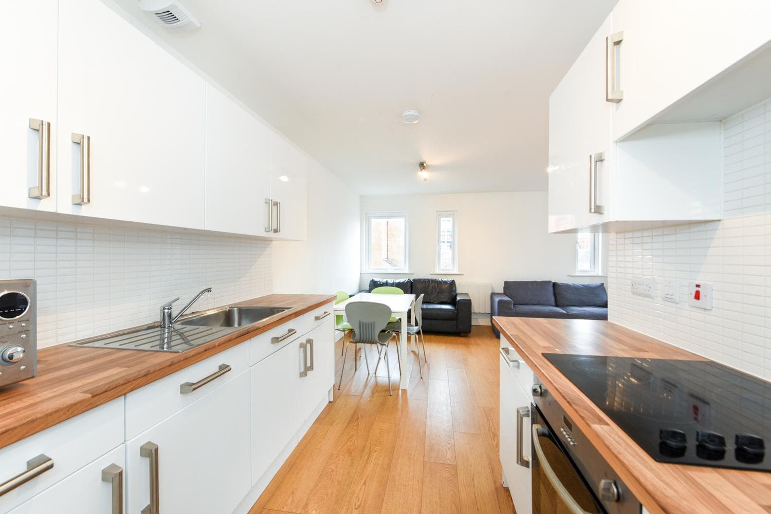 Eastern-Boulevard-16-Kitchen-4