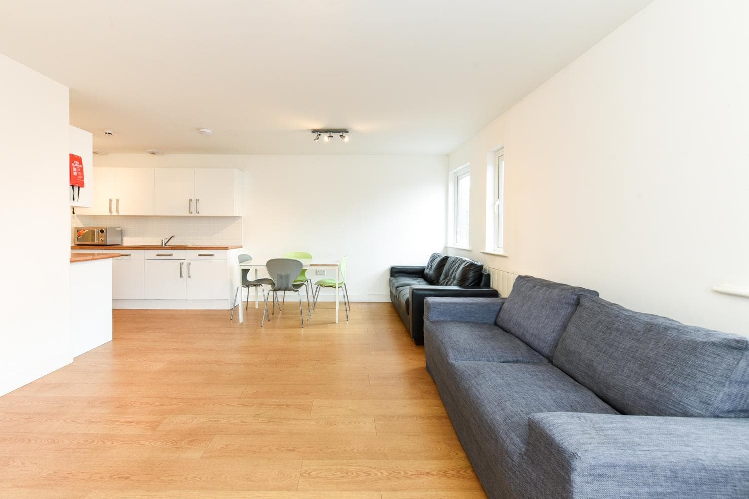 Eastern-Boulevard-16-Kitchen-2