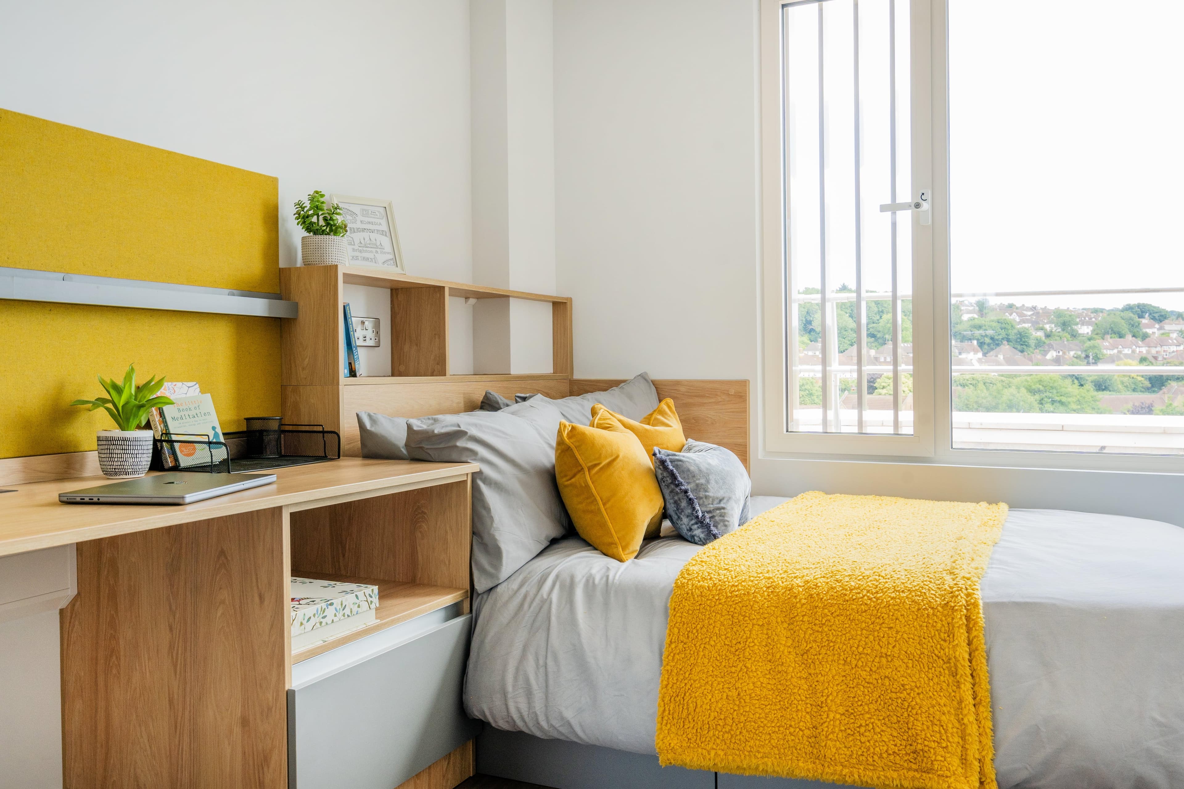 Student-Roost-Hillfort-House-Brighton-14