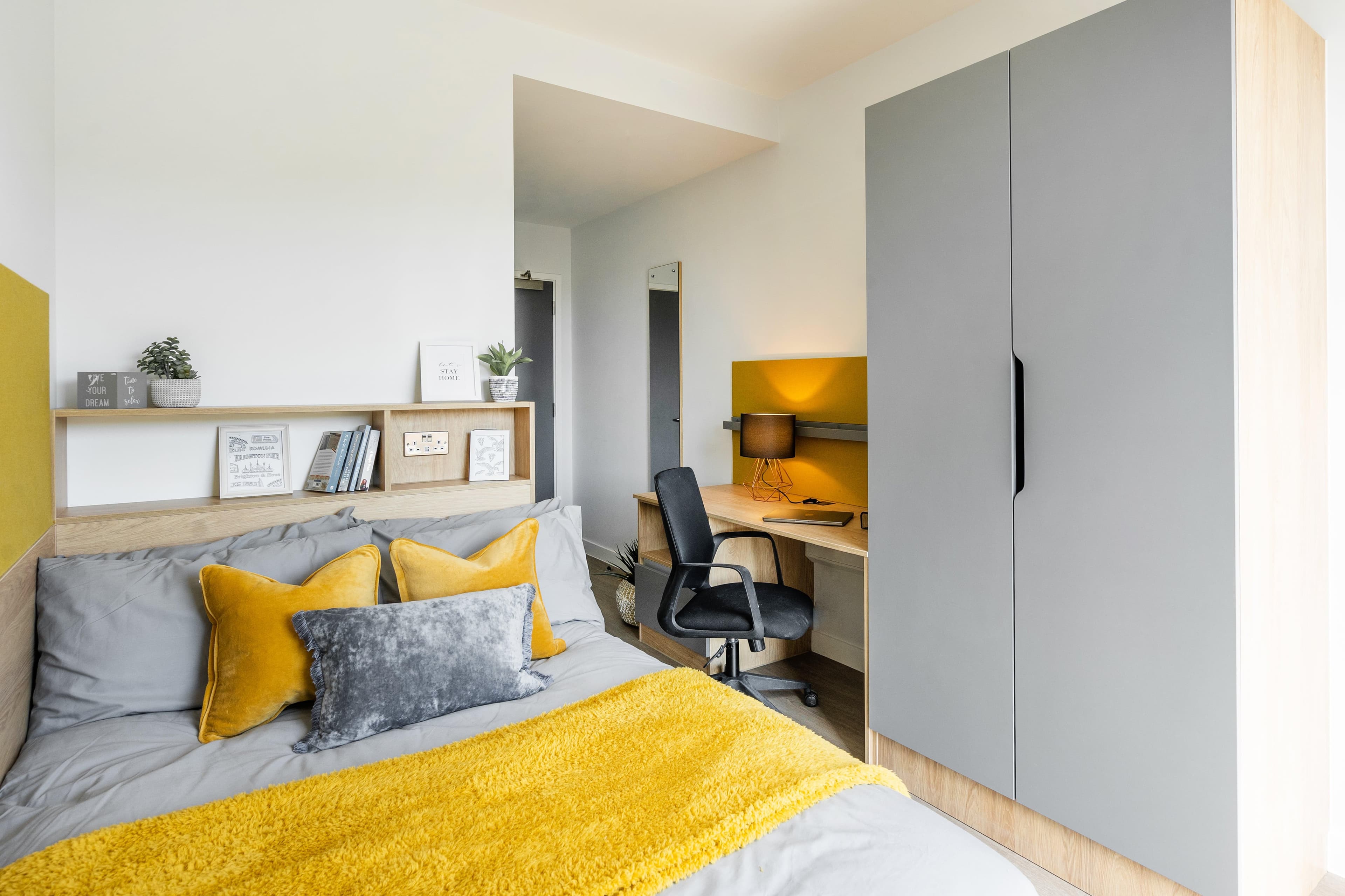 Student-Roost-Hillfort-House-Brighton-10