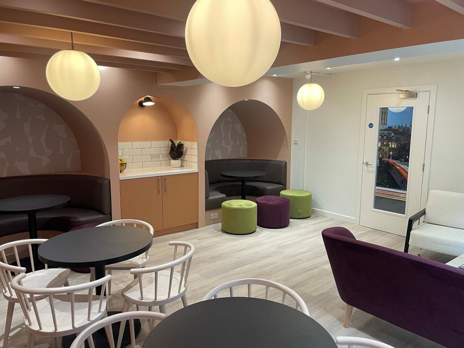 York-The-Boulevard-common-room-1