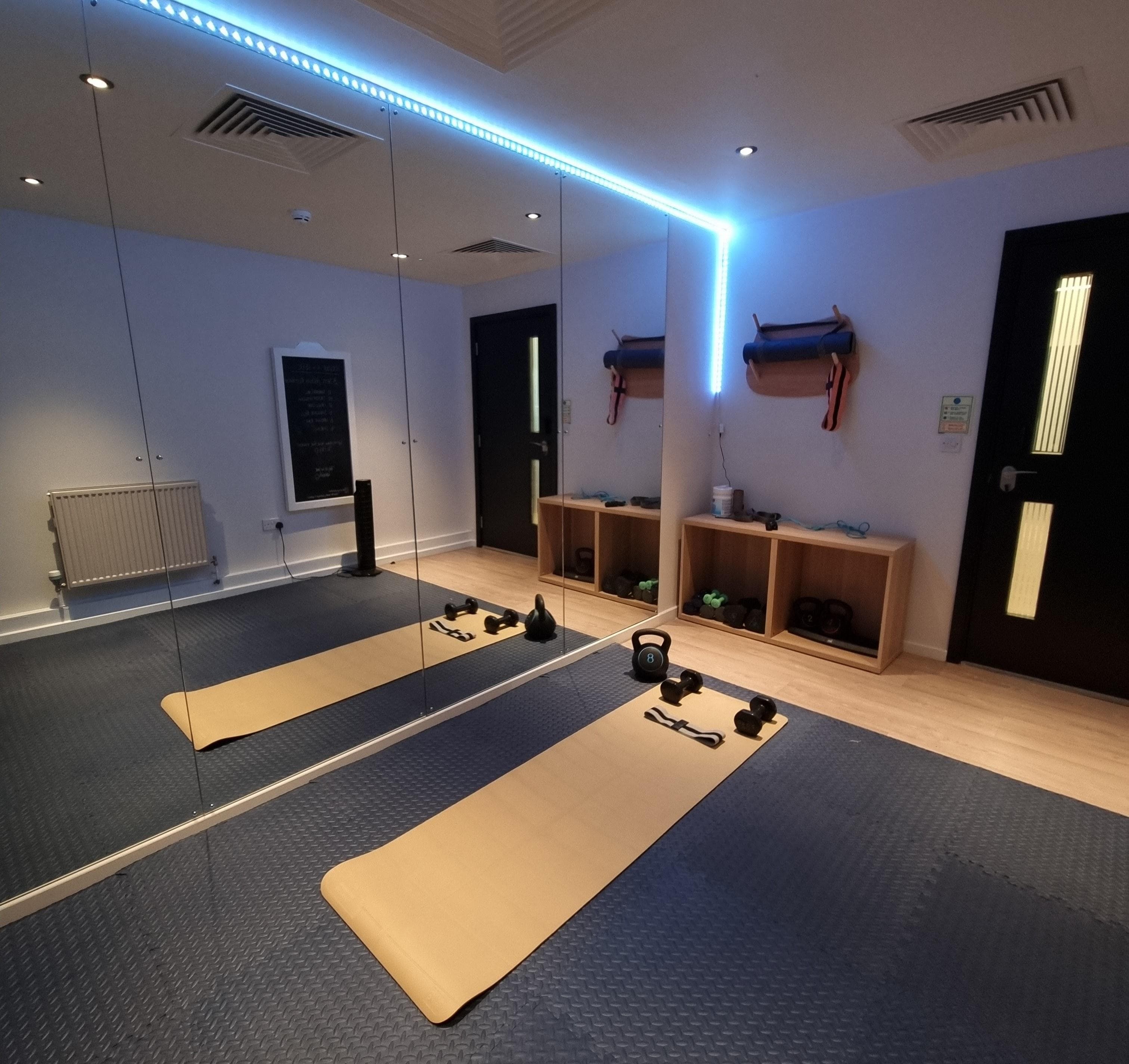 Laycock-Studios-Yoga2