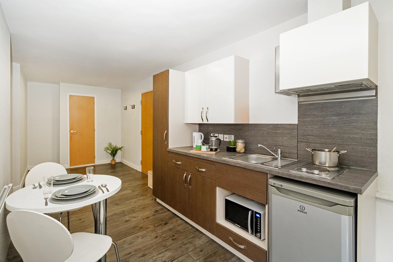 Apartment-kitchen-2