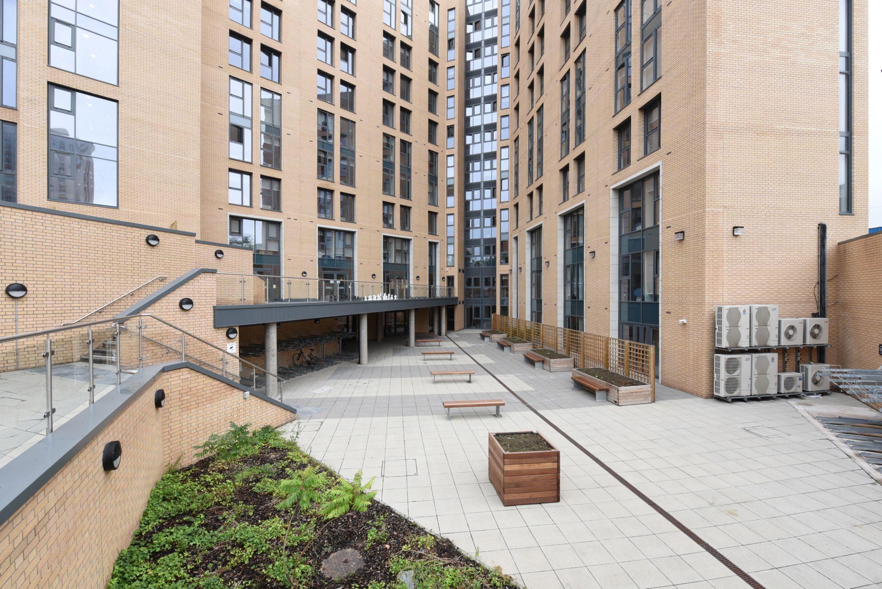 Glasgow-Dobbies-Point-exteriors-14