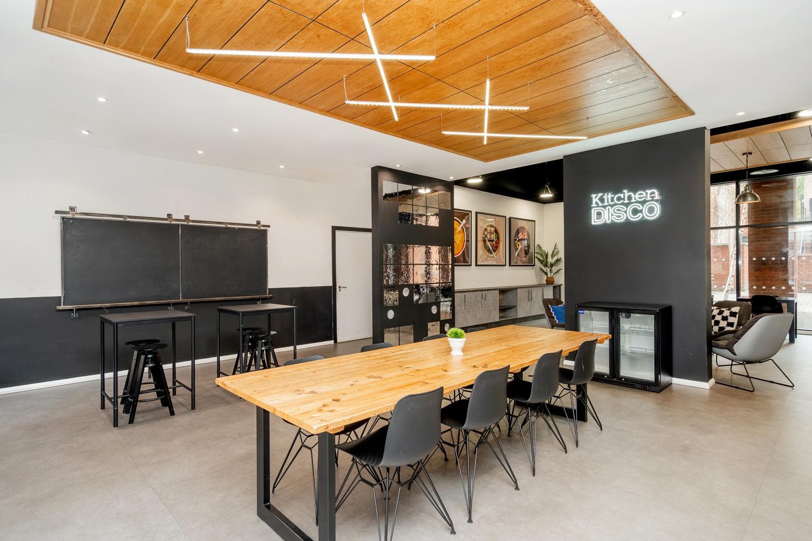 Hosting-kitchen-5