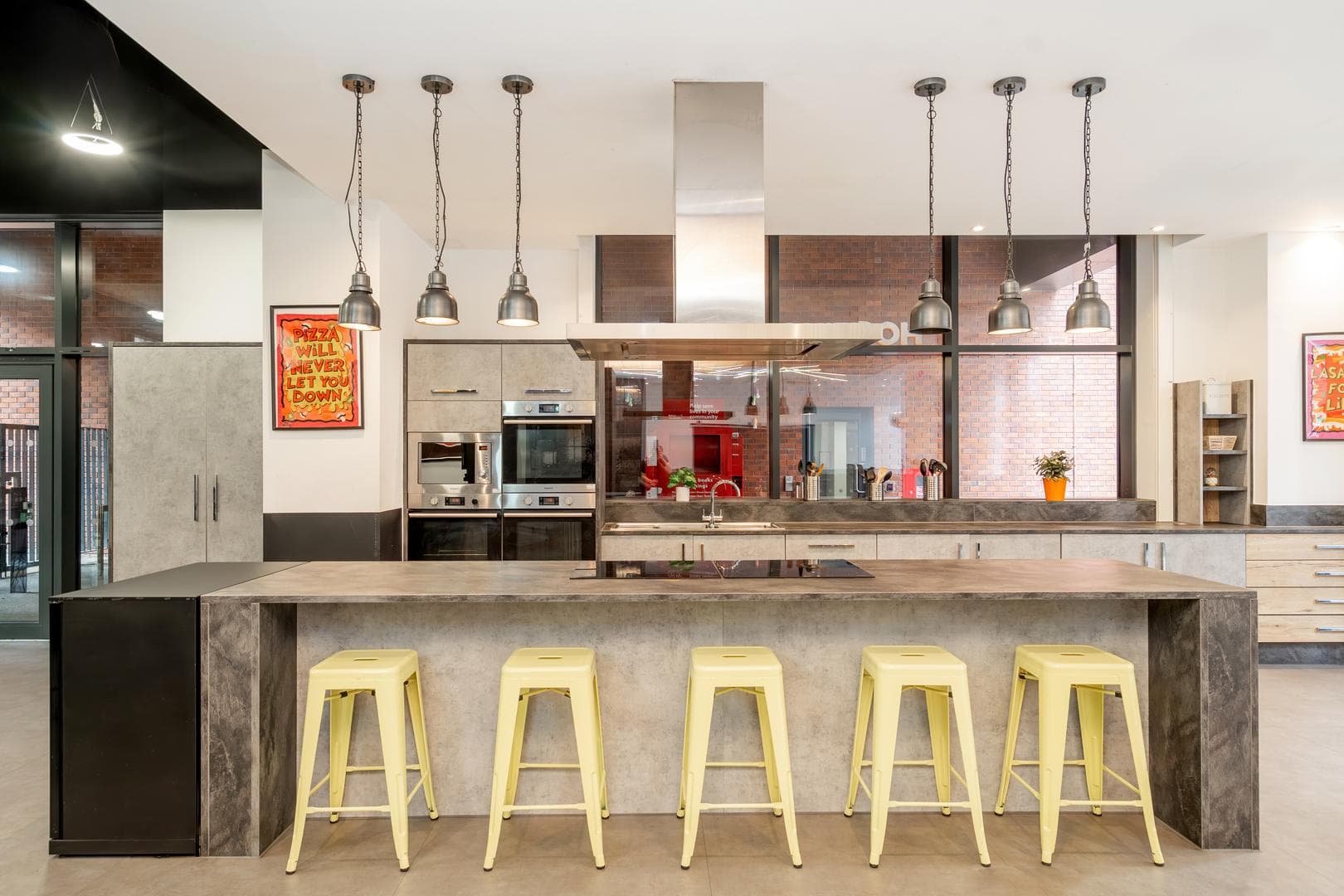 Hosting-kitchen-4