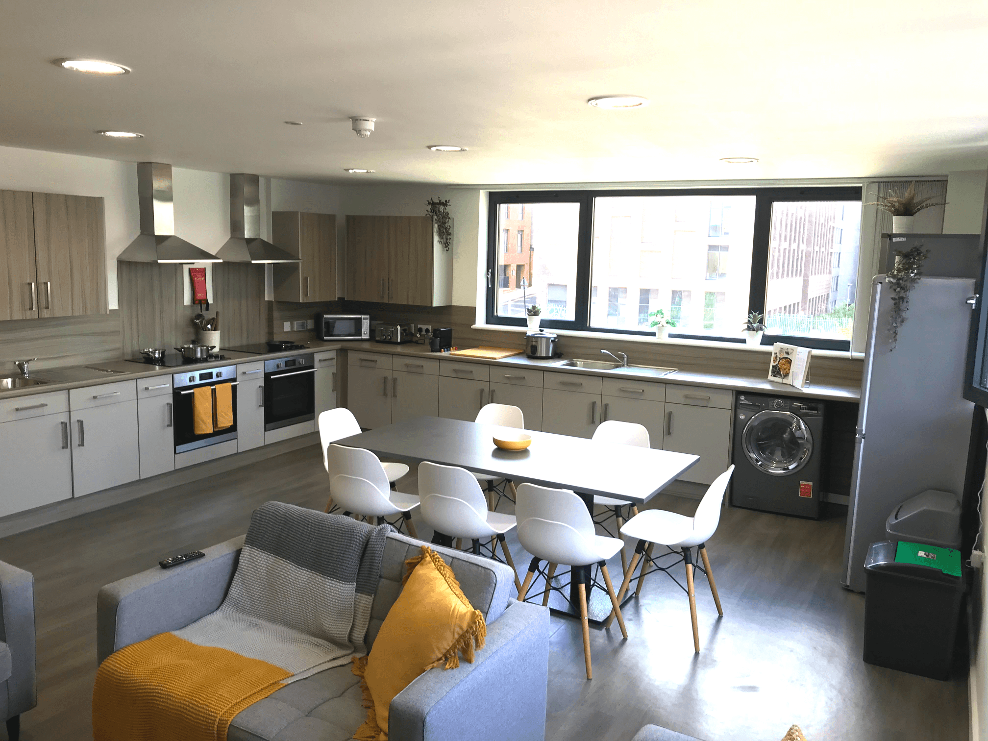Hollis-Croft-Full-Kitchen
