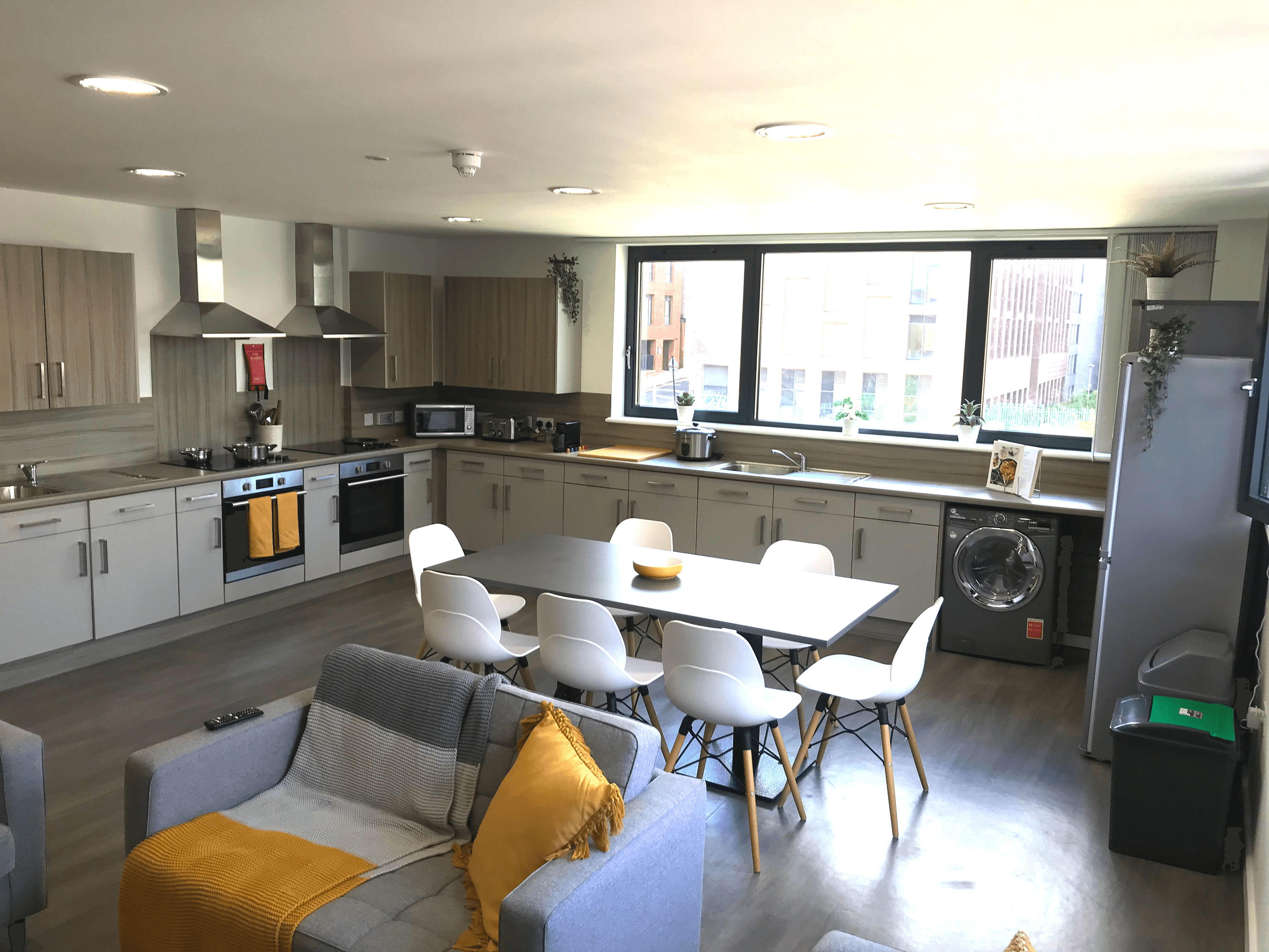 Hollis-Croft-Full-Kitchen