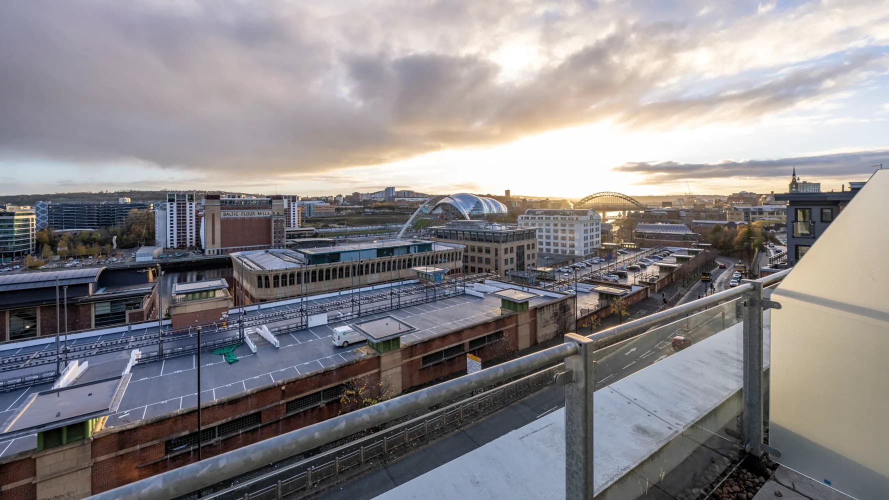 student-accommodation-newcastle-upon-tyne-opto-duplex-balcony