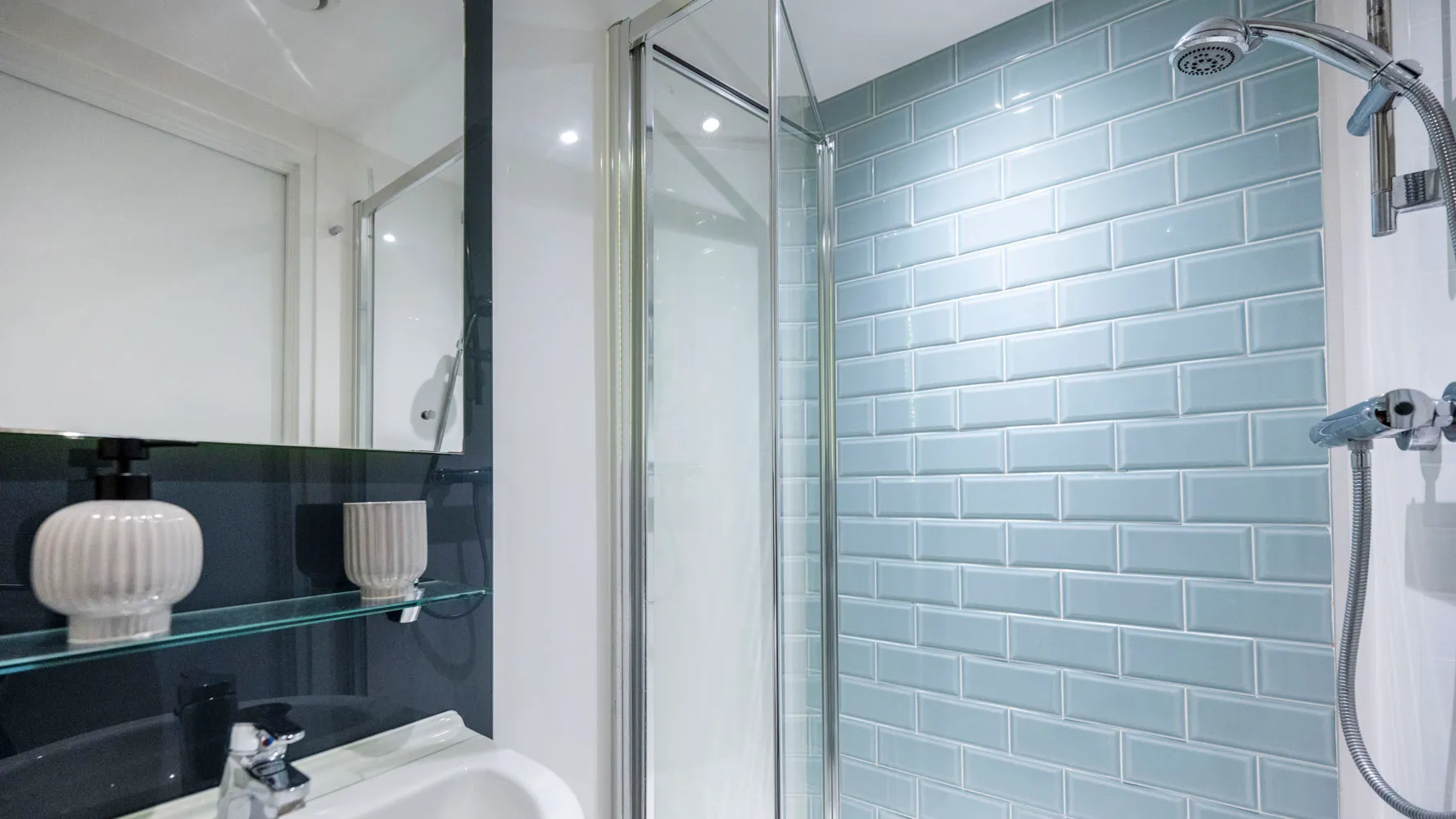 student-accommodation-newcastle-upon-tyne-opto-duplex-wc-shower