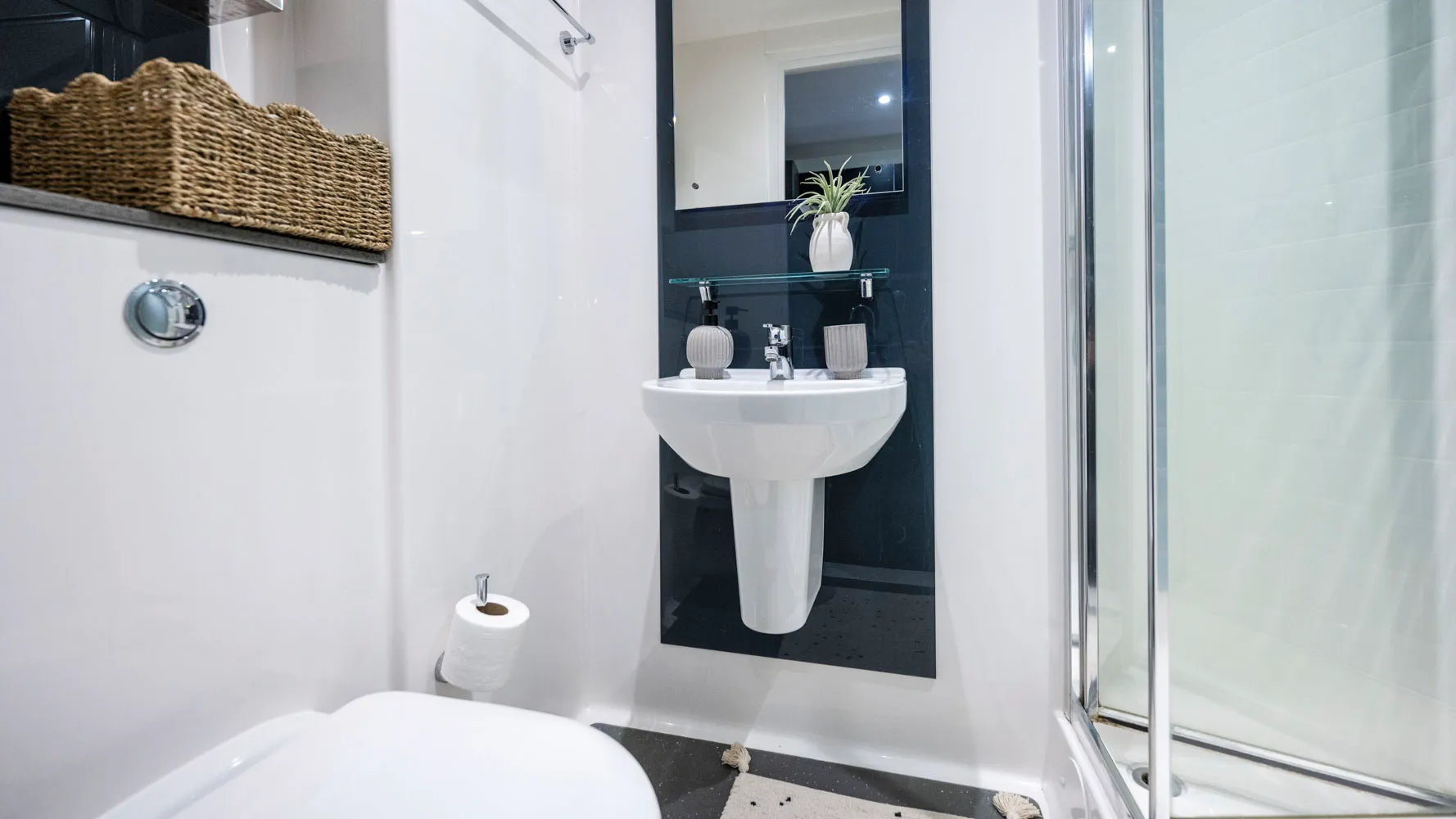 student-accommodation-newcastle-upon-tyne-opto-studio-plus-wc