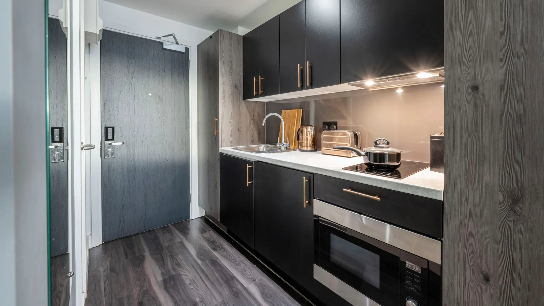 student-accommodation-newcastle-upon-tyne-opto-studio-kitchen