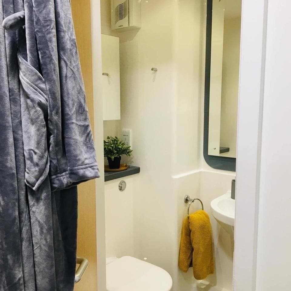 Ensuite-3