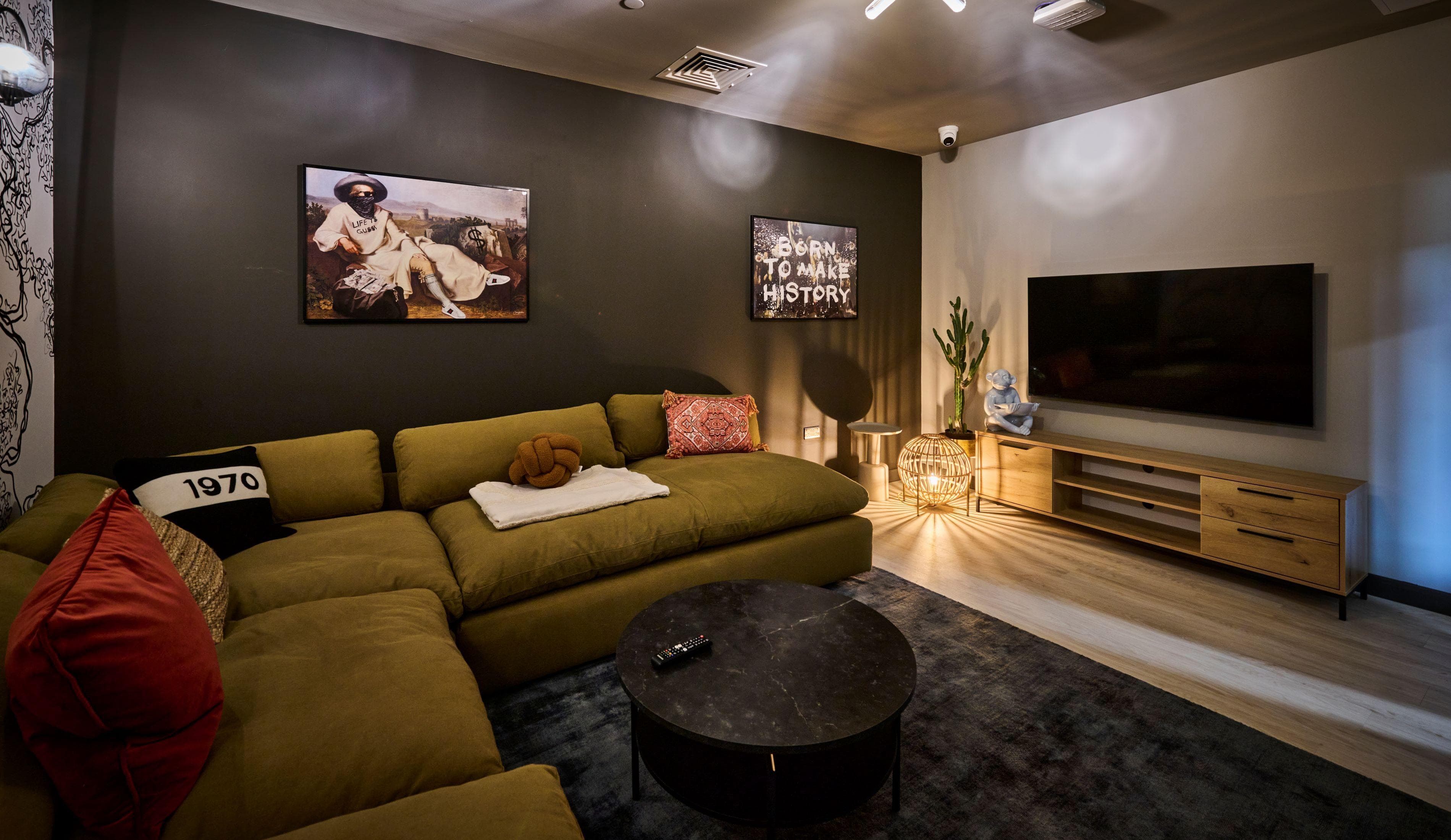 Deakins-Place-Social-Space-12