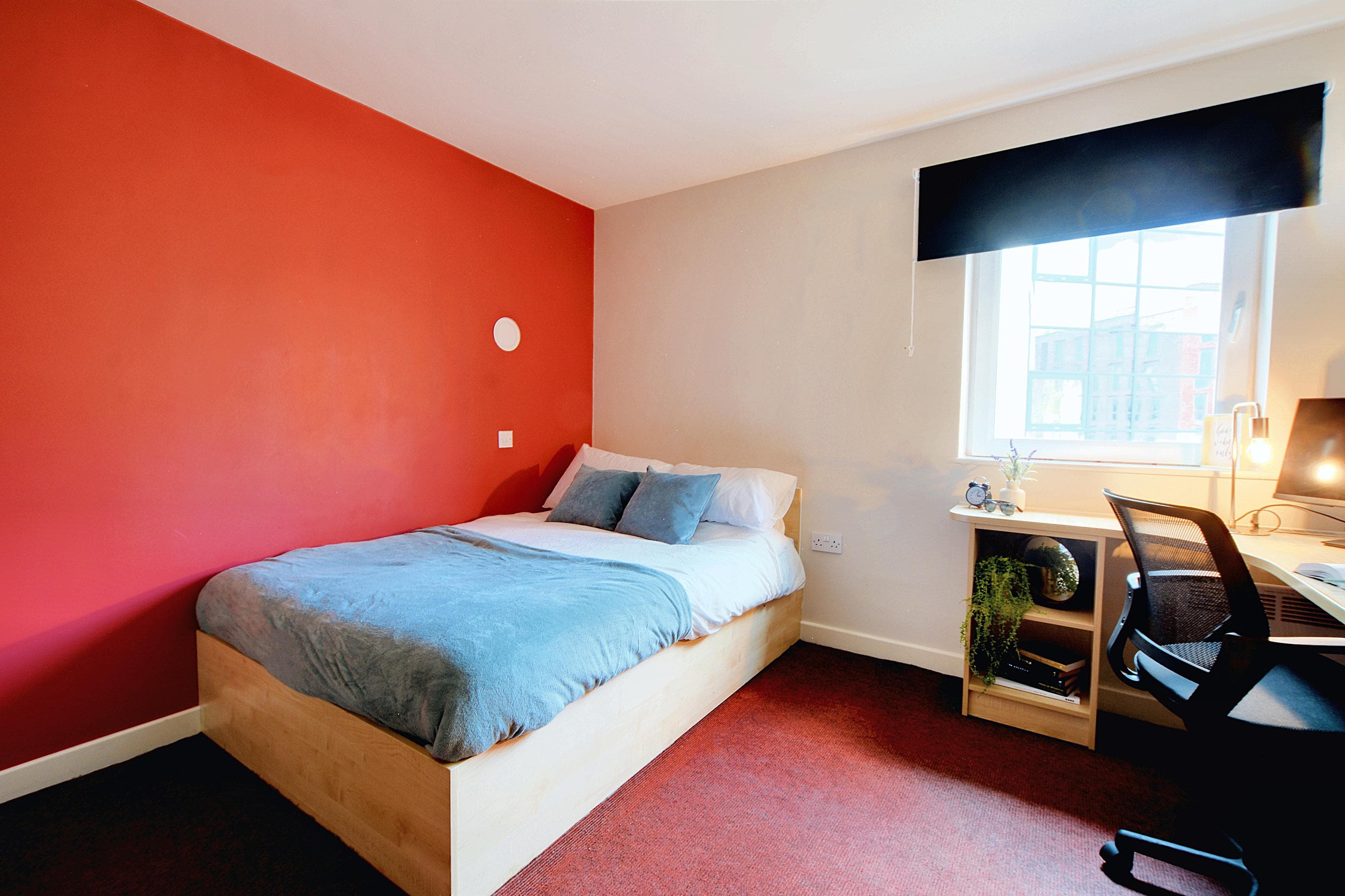 Nottingham-Two-Ensuite-Bronze-2