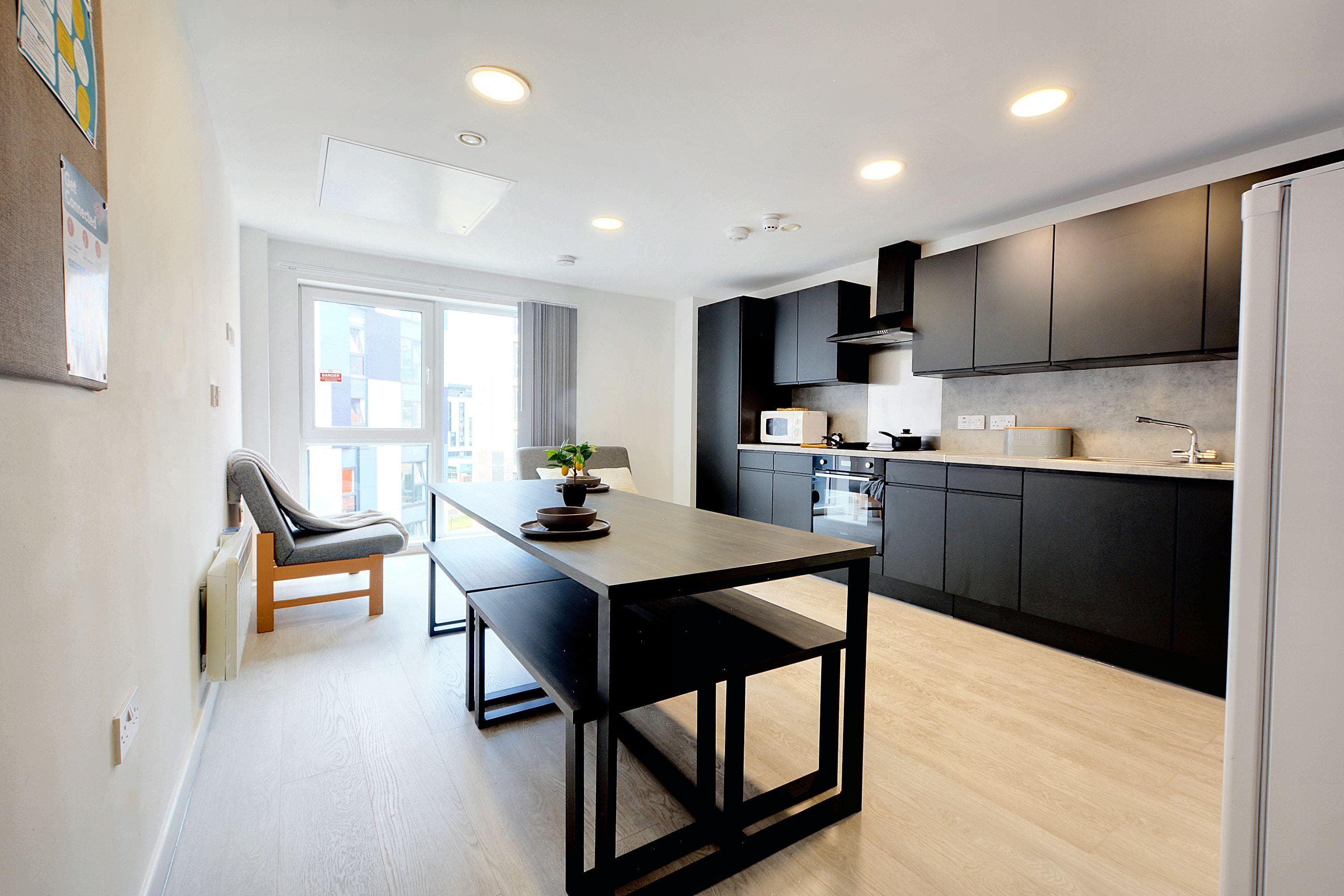 Nottingham-Two-En-Suite-Kitchen