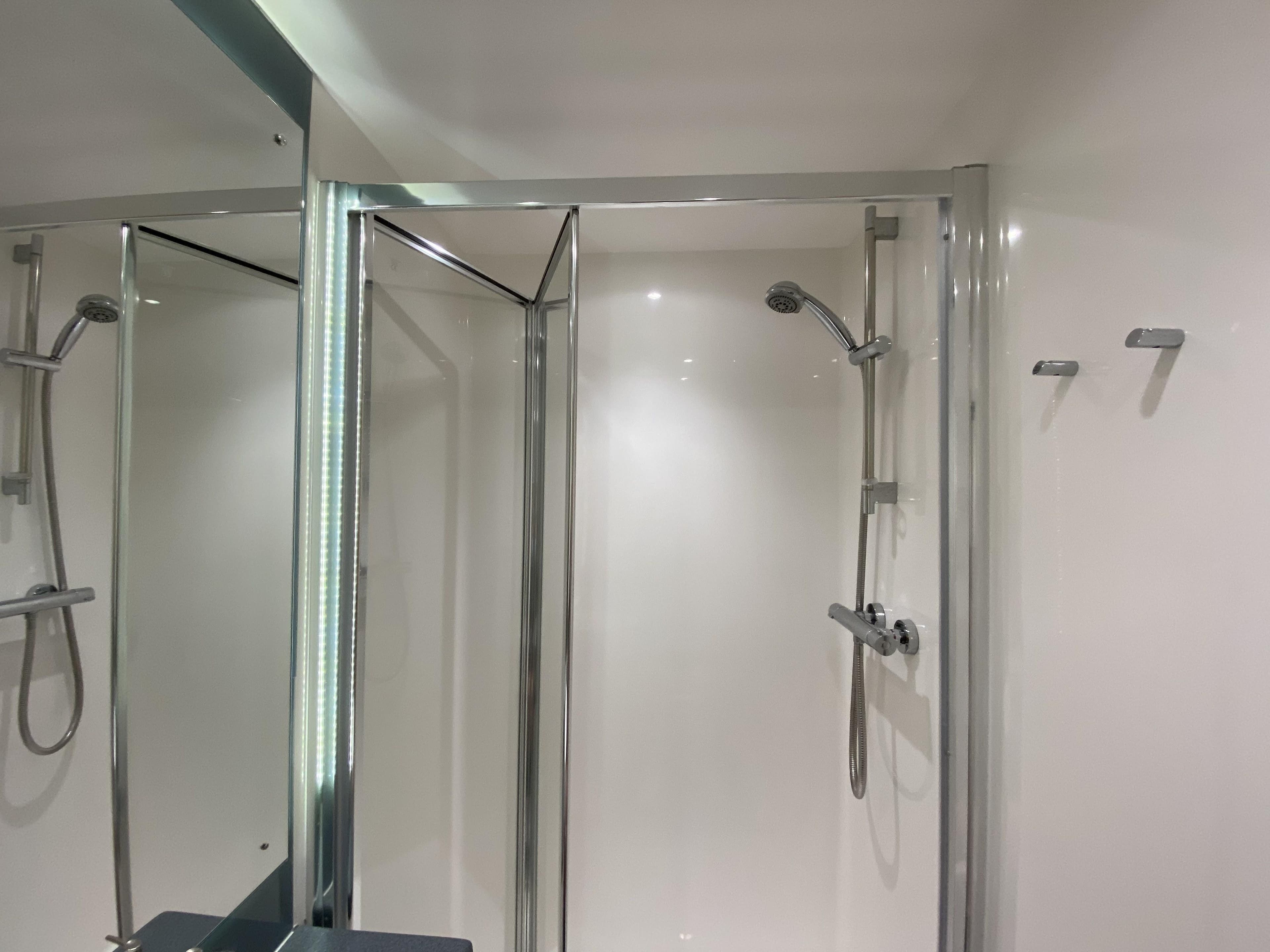 Shower-Landscape