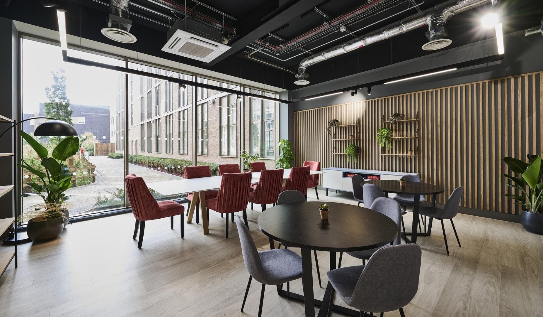 The_Oaks_new-study-space