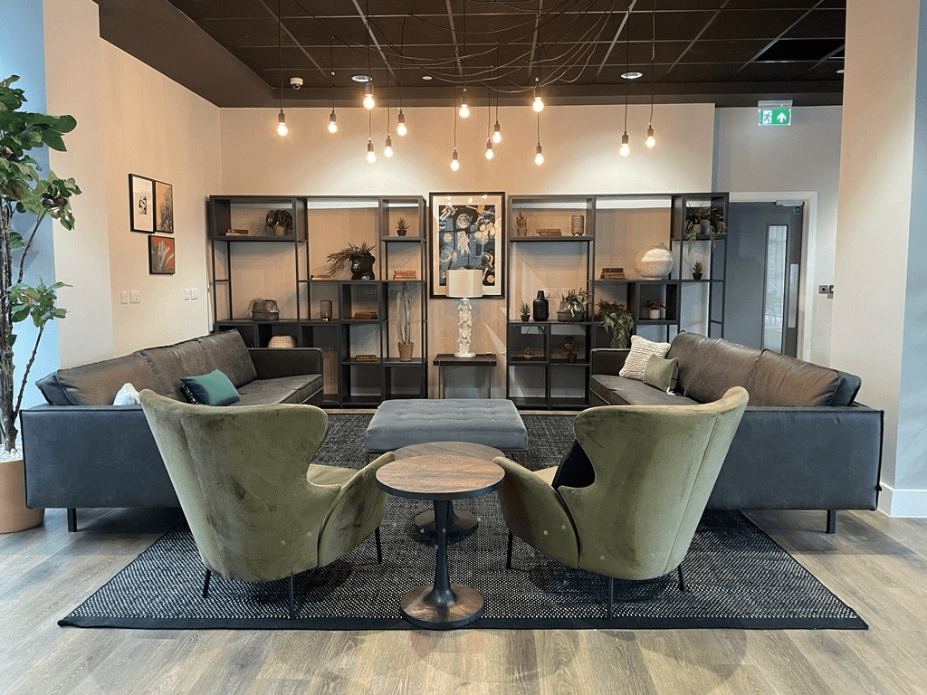 Warwick-The-Oaks-New-Social-Space