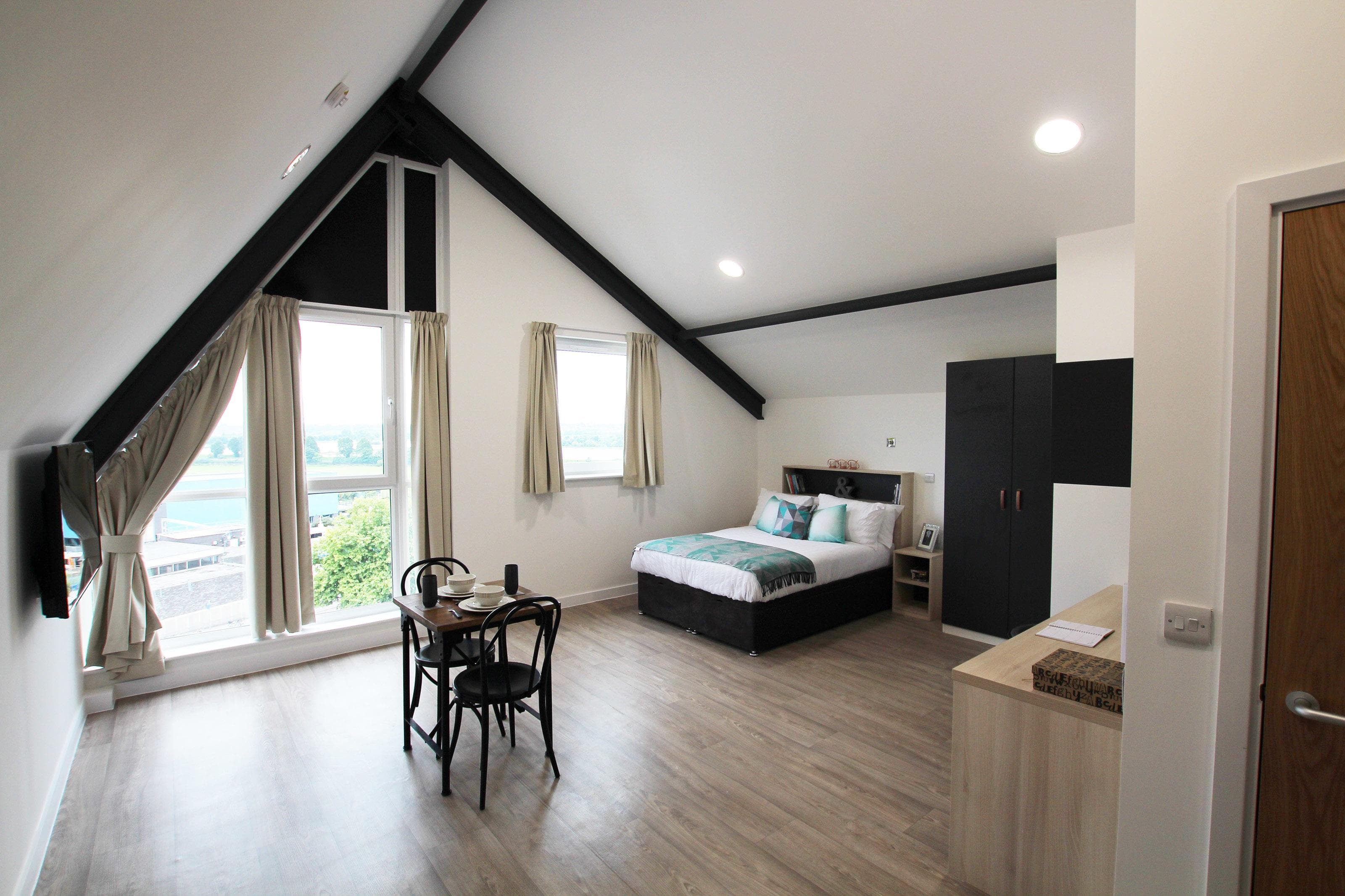 Mannequin-House-London-Student-Accommodation-Penthouse-3