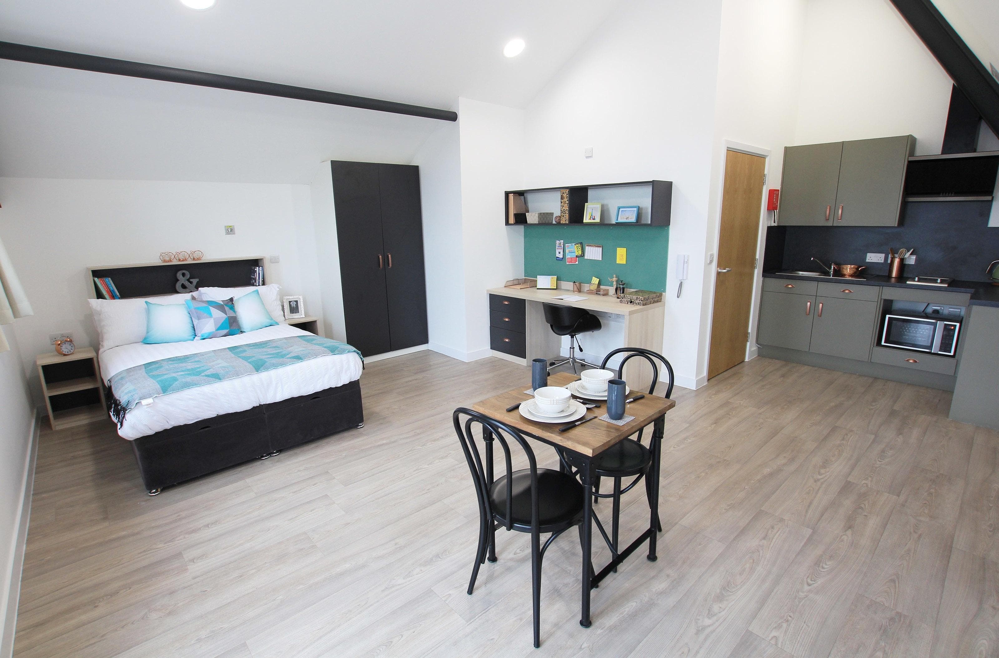 Mannequin-House-London-Student-Accommodation-Penthouse-4
